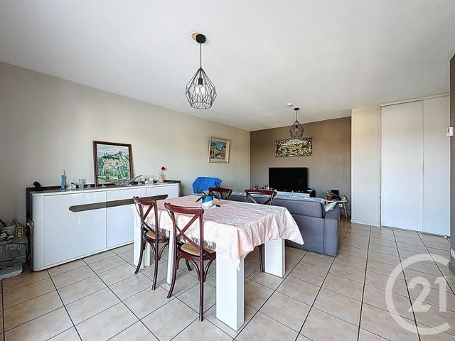 Appartement T3 à vendre - 3 pièces - 65.48 m2 - ONDRES - 40 - AQUITAINE - Century 21 Dune Et Or