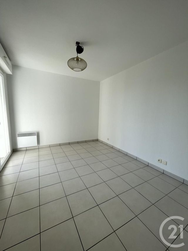 Appartement F2 à louer - 2 pièces - 54.36 m2 - BAYONNE - 64 - AQUITAINE - Century 21 Dune Et Or