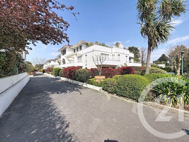 Appartement F2 à vendre - 2 pièces - 46.77 m2 - ANGLET - 64 - AQUITAINE - Century 21 Dune Et Or