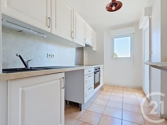Appartement T3 à vendre - 3 pièces - 61.9 m2 - TARNOS - 40 - AQUITAINE - Century 21 Dune Et Or